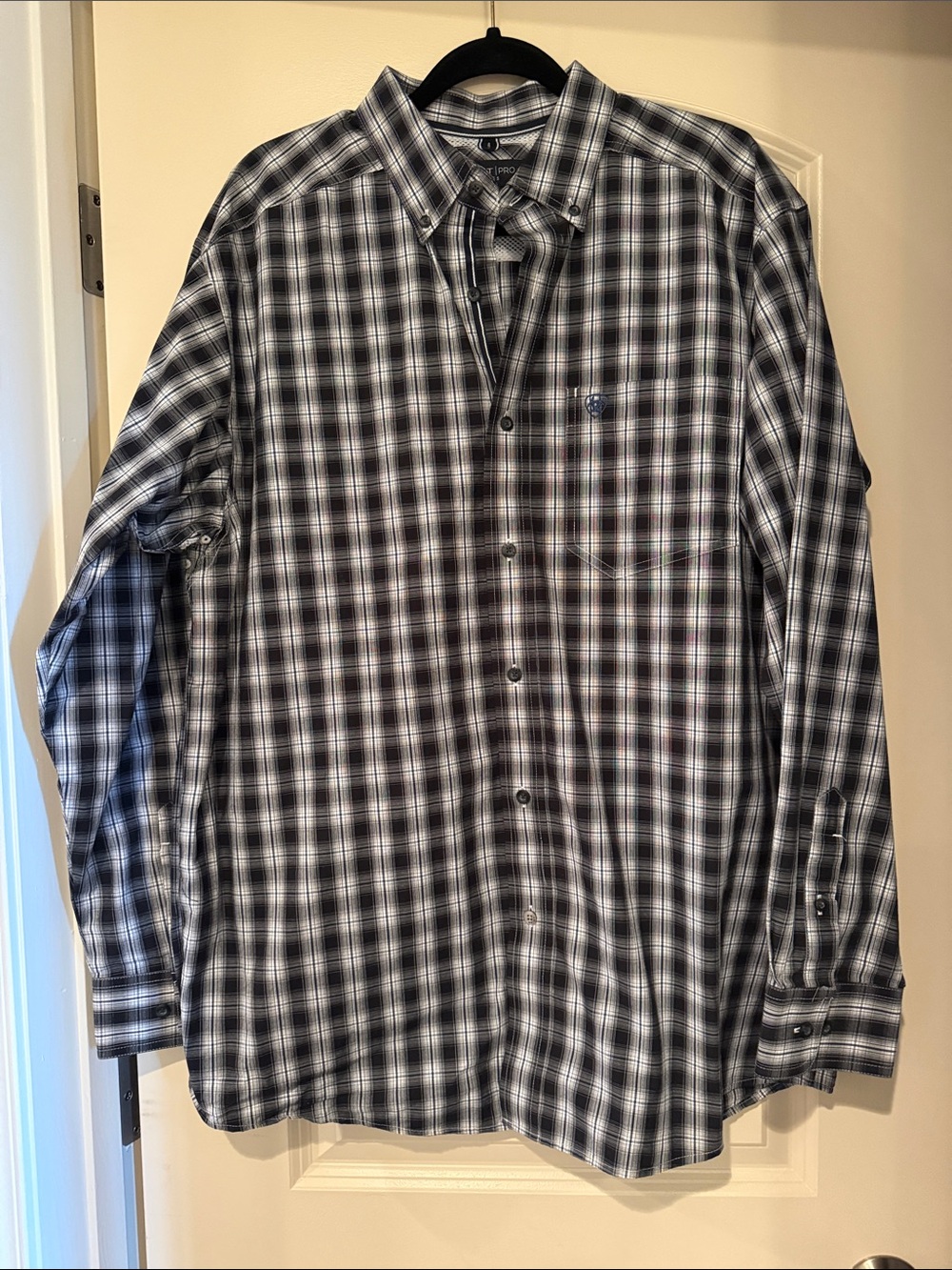 Ariat Men's Black and White Plaid Button-Down Shirt
